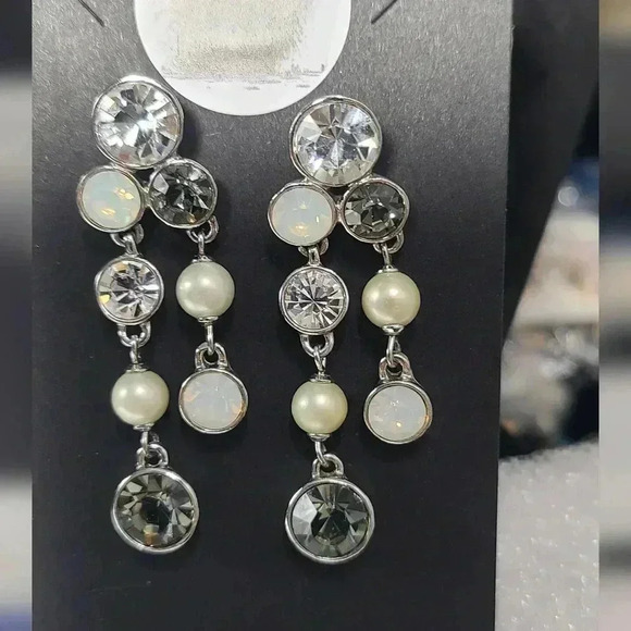 Givenchy crystal fuax opal pearl drop earrings slivertone stud earrings - Picture 14 of 16